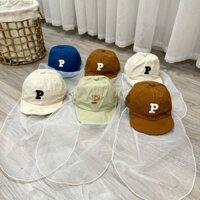 Mũ nón lưỡi trai thêu chữ P kèm khăn voan cho bé