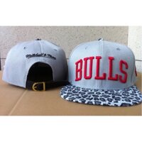 Mũ SnapBack da báo Mitchell & Ness Chicago Bulls