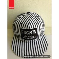 MŨ SNAPBACK KẺ SỌC ĐEN TRẮNG FUCKIN 183