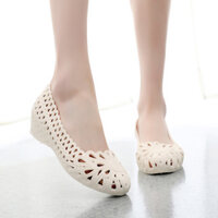 Mùa Hè Nêm Gót Y Tá Giày Sandal Trắng Nữ Mùa Hè Nhựa Rỗng Phụ Nữ Mang Thai Mẹ Giày Đi Làm Chim Tổ Lỗ Giày
