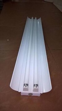 Mua máng đèn led đôi có chóa sơn tĩnh điện 2 x1.2m
