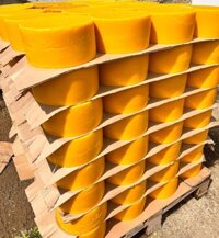 Mua sáp ong làm son ở đâu? 3 địa chỉ chuẩn, không tạp chất