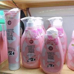 Muối tắm toàn thân trắng da sữa bò Cathy Doll White Milk Shine Body Bath Salt 420g
