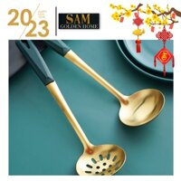 Muôi Vá Múc Canh Vàng Inox 304 Siêu Bền Cao Cấp Cán Xanh Lá Cổ Vịt Emerald (2 Mẫu)