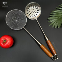 Muôi Vớt Đồ Chiên Xào Vá Thủng Ăn Lẩu Cán Gỗ Talycuc