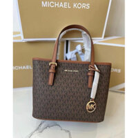 [Mỹ] Túi Tote Michael Kors MK Jet Set Travel Extra-Small Logo nâu size 28: