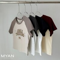 MYAN DESIGN Áo Thun Croptop Chữ Trekking Co Dãn Ôm Body Cổ Tròn Ngắn Tay Phong Cách Năng Động A032403