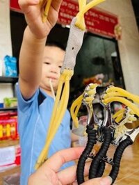 Ná thun cao su đúc