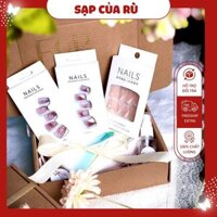Nailbox kèm combo máy hơ mini - combo set quà tặng 24 bộ móng kèm hộp hoa và đèn