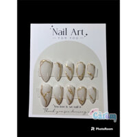 Nailbox (móng tay giả) thiết kế màu nước gạo tráng gương vàng  - A10