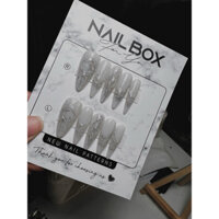 nailbox phong cách y2k