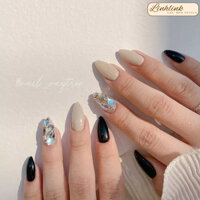 Nailbox thiết kế - bộ 10 móng tay giả màu đen trắng sữa chua, nhấn đính đá full móng mẫu Tết 2023
