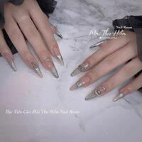 Nailbox thiết kế theo yêu cầu - nail tráng gương mix chrome heart