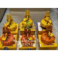 Nắp bình dầu máy xúc Komatsu. Nắp bình dầu 3 chấu cao cấp cho máy đào/ xúc