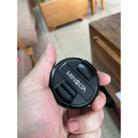 Nắp cap lens zin của Minolta đậy được lens phi 55mm