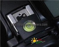 Nắp che chân đèn flash có mốc báo cân bằng