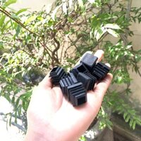 NẮP CHỤP NHỰA VUÔNG KHÔNG REN 25x25MM (KG)
