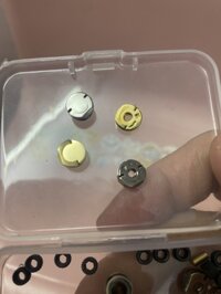 Nắp đậy bên Bơm gas cho bật lửa S.T Dupont Hong Kong L2