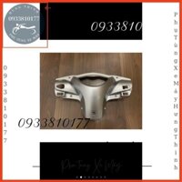 nắp sau tay lái xe vision đời đầu chính hãng Honda có nhiều màu khách mua màu nào vui lòng ghi chú ạ