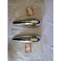 Nắp trang trí 2 bên bình xăng lớn trước Suzuki GZ150A