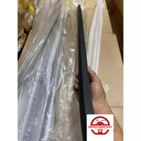 Nẹp chân kính cánh cửa ngoài Kia Sedona 2014 - 2019 ( Chính hãng )