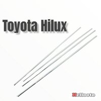 Nẹp Chân Kính Inox Xe Hilux 2016 đến 2020 trang trí viền cửa xe sáng đẹp