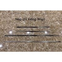 nẹp chân kính wigo 2018