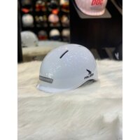 [NEW] Nón Bảo Hiểm Falcon F12 Màu Trắng Bóng Có Gắn Đèn Phát Sáng Chính Hãng , Kèm Dây sạc Pin