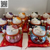 (ngẫu nhiên) Mèo thần tài may mắn Maneki Neko 10cm kiêm hũ tiết kiệm