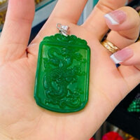 Ngọc bội long phụng uy quyền đ.á Ngoc Cẩm Thach may mắn thiên về củng cố và vững mạnh quyền lực uy nghiêm