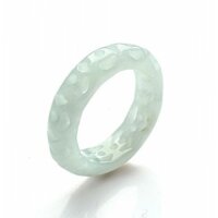 Ngọc Miến Điện tự nhiên Một chiếc Nhẫn Ngọc Bích rỗng hàng hóa cho nam và nữ Nhẫn Ngọc Bích Nhẫn Ngọc Bích màu xanh lá cây nhạt