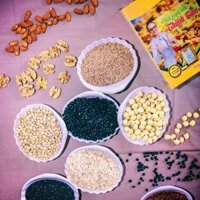 Ngũ cốc lợi sữa 13 loai hạt (có Óc chó, hạnh nhân, yến mạch, hạt chia)
