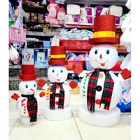 người tuyết xốp trang trí noel sẳn 3 size 35cm, 50cm và 70cm