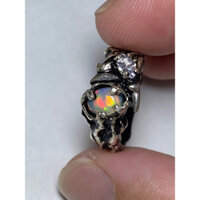 Nhẫn bạc đá Opal thiên nhiên
