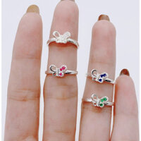 Nhẫn bạc hình bướm cho bé gái.