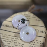 Nhẫn đá Jadeite tròn