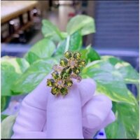 nhẫn hoa chàm màu rêu(bán lẻ)xuping đá baget cực xinh