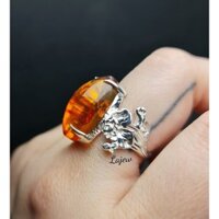 Nhẫn hoa sen bạc và hổ phách Baltic