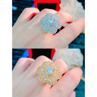 Nhẫn hoa to xoàn bagguet hột cao màu vàng -trắng