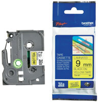 Nhãn in Brother TZE-621, Khổ rộng 9mm, chữ đen nền vàng.