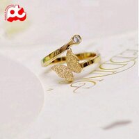 Nhẫn Nữ Titan, Nhẫn Titan Cao Cấp Hình Con Bướm Phun Cát free size Siêu Cute - Màu Trắng