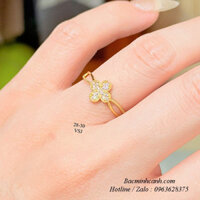Nhẫn nữ vàng tây 10k cỏ 4 lá nạm đá NNU250