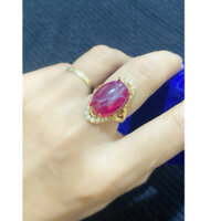 Nhẫn ruby sao
