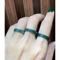 Nhẫn tròn đá Lam Ngọc bản vuông