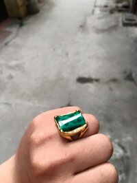 Nhẫn vàng 10k mặt đá lông công