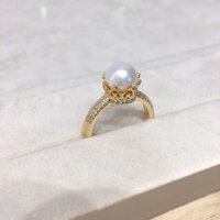 Nhẫn vương miện zircon dát vàng 18K ngọc trai nước ngọt tự nhiên