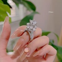 Nhẫn xi bạch kim đế hoa to nữ hoàng, nhẫn nữ hột cao đính đá cao cấp sang trọng .PTNACC.