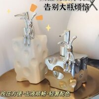 Nhẹ Sang Trọng Gốm Tay Nước Rửa Tay Chai Phòng Tắm Cao Cấp Tắm Gel Riêng Chai Dầu Gội Chai Rỗng Nước Rửa Bát Chai Báo Chí