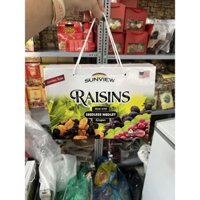 NHO TÚI RASIN  ăn ,cho ,biếu tặng đều sang.Nho khô Raisins Sunview mix 4 loại nho ngon nho xanh nho vàng nho đen nho đỏ