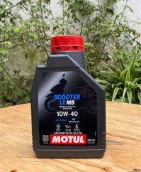 Nhớt động cơ xe ga Motul Scooter LE 4T 10w40 0,8l